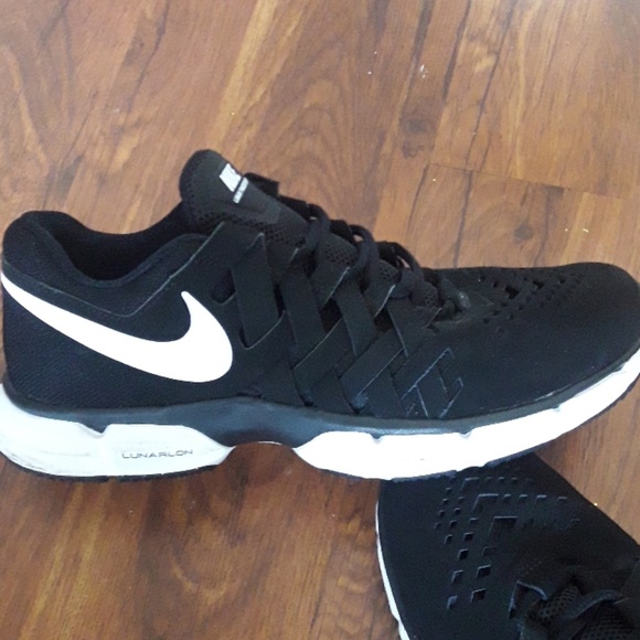 Nike Lunar Fingertrap TR, Men's size 9 - Picture 2 of 3